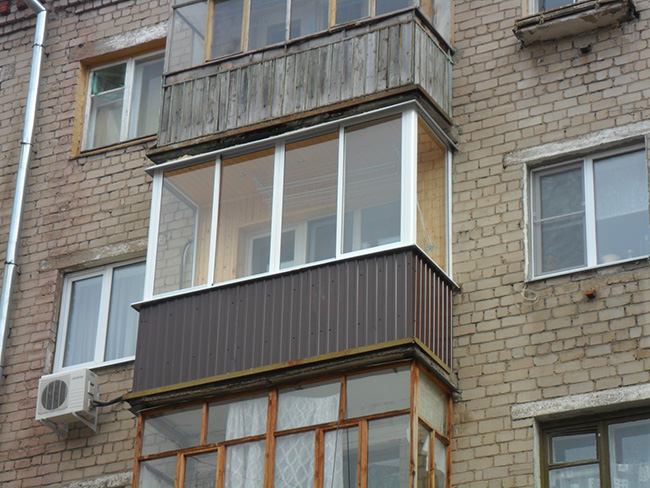 наружная обшивка балкона в казани. ready solutions 2. наружная обшивка балкона в казани фото. наружная обшивка балкона в казани-ready solutions 2. картинка наружная обшивка балкона в казани. картинка ready solutions 2. Решили сделать ремонт на балконе? Нужно ответственно отнестись к этой задаче. Это пространство можно использовать абсолютно в разных целях: как рабочий кабинет или зону отдыха.Лоджия должна быть не менее привлекательной, чем другая комната и может иметь передовой дизайн. Сегодня многие стремятся облагородить эту часть квартиры – вывезти весь накопившийся хлам, озеленить и украсить балкон. Некоторые даже решаются сделать из него отдельное теплое и уютное место или расширить за его счет площадь кухни, гостиной, спальни путем утепления и сноса перегородок.